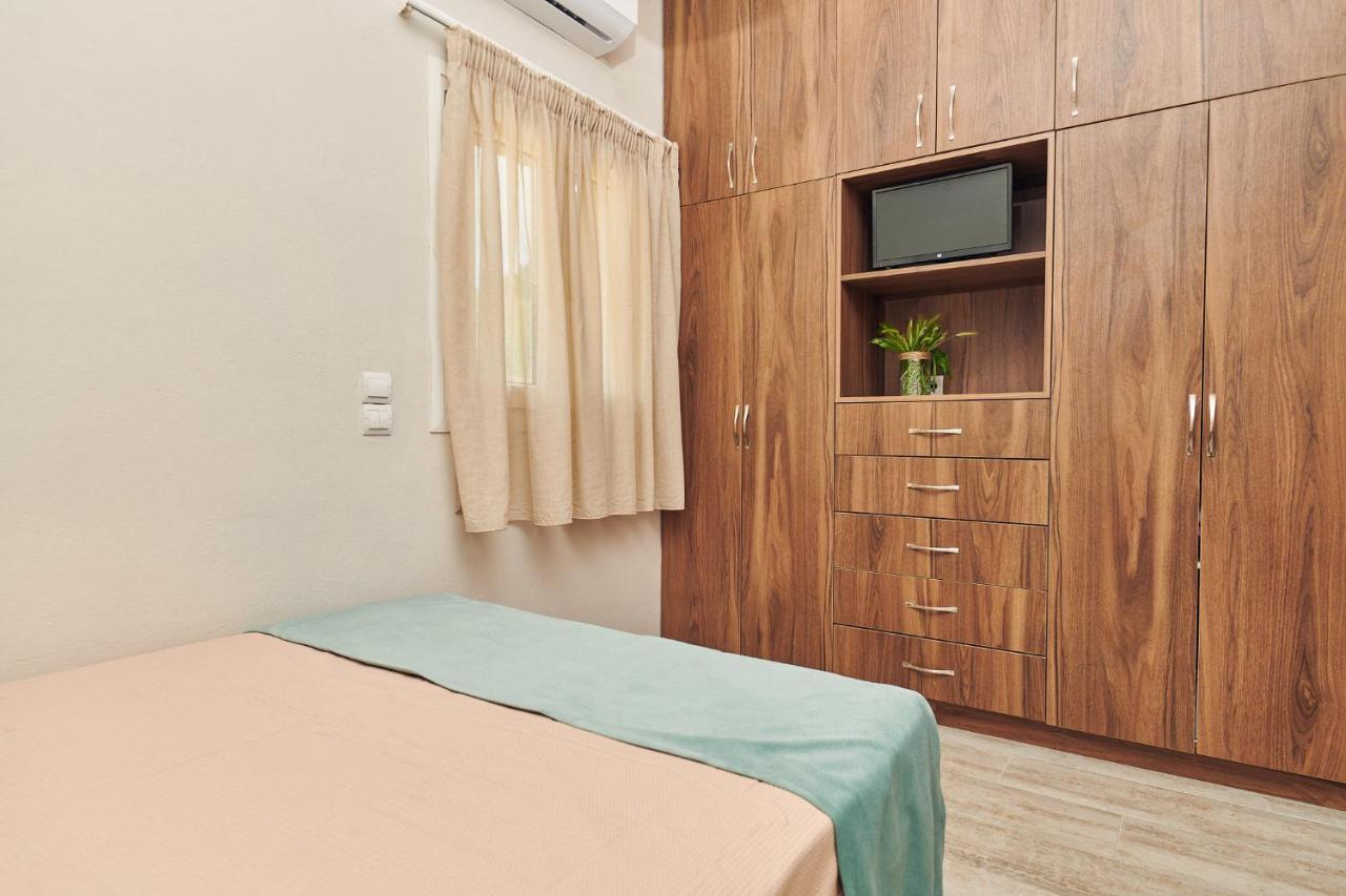Pelagaki Sunrise Apartments Orthoniaí Exterior foto